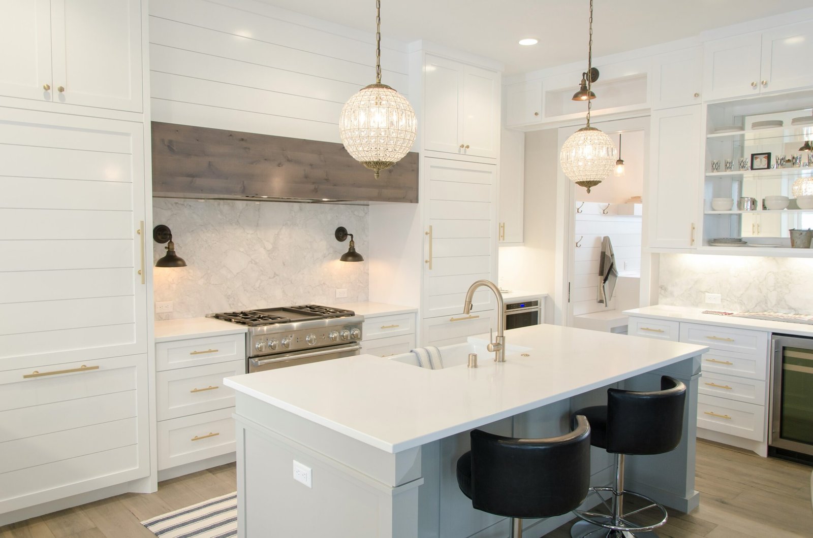 Ravo_Interior-Modular_kitchen_02
